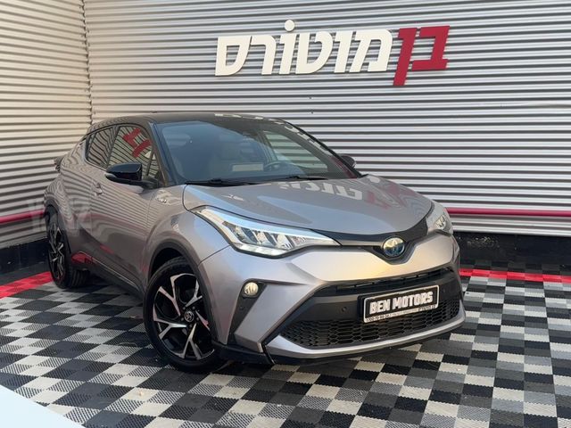 מודעת רכב טויוטה C-HR