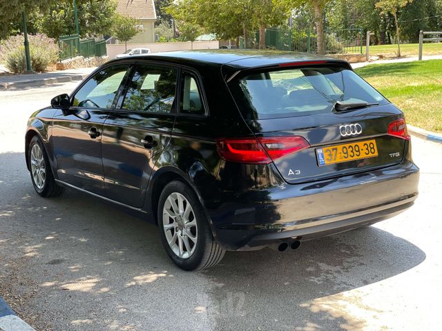 מודעת רכב אאודי A3 1