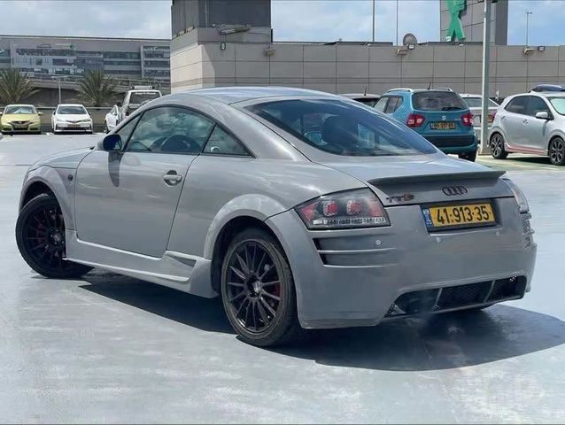 אאודי TT