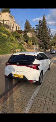 יונדאי i20