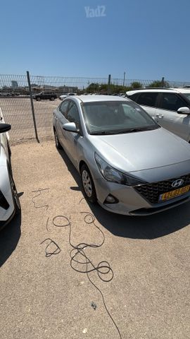 יונדאי אקסנט i25