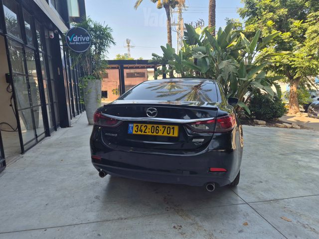 מאזדה 6