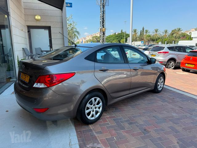 יונדאי אקסנט i25