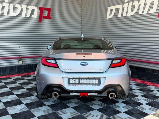 סובארו BRZ