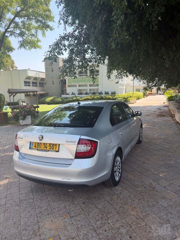 סקודה ראפיד