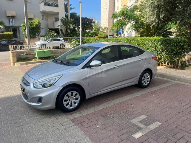 יונדאי אקסנט i25