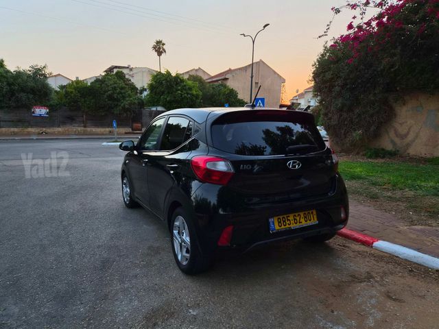 יונדאי i10