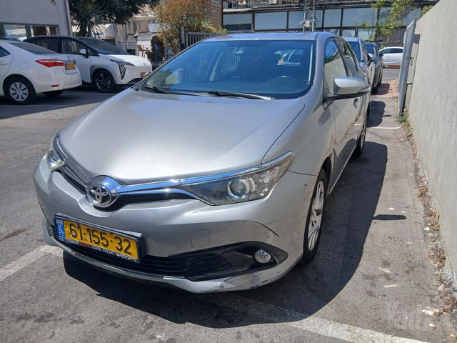 טויוטה אוריס