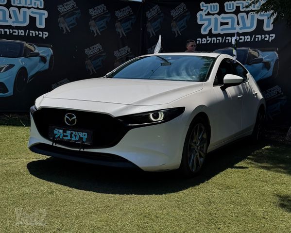 מודעת רכב מאזדה 3