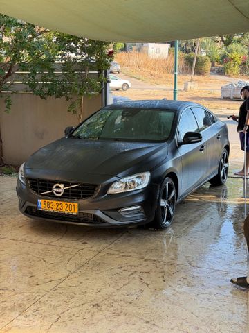 וולוו S60