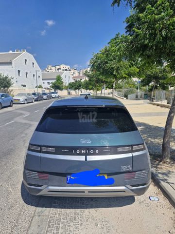 יונדאי איוניק 5
