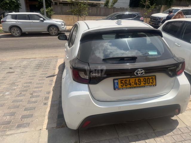 מודעת רכב טויוטה יאריס