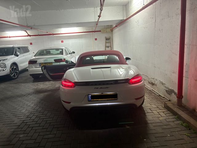 פורשה 718