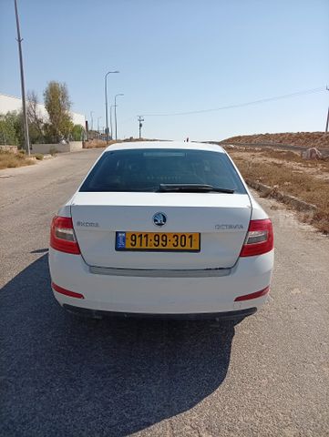 סקודה אוקטביה