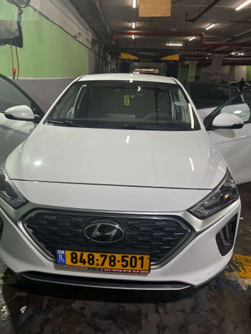 יונדאי איוניק