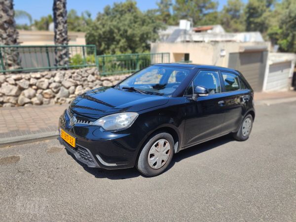 מודעת רכב אם ג'י MG3