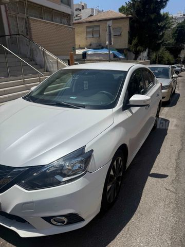 ניסאן סנטרה