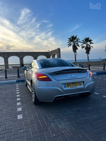 פיג'ו RCZ