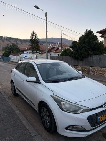 יונדאי i20