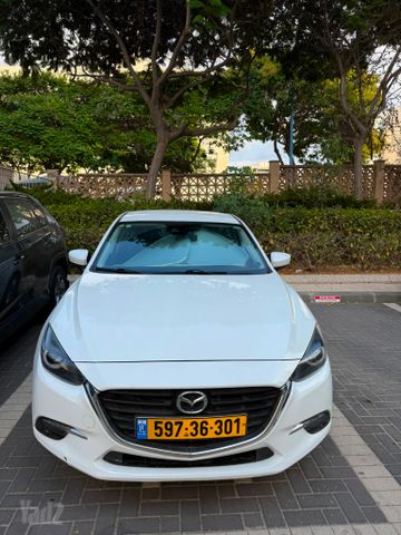 מאזדה 3