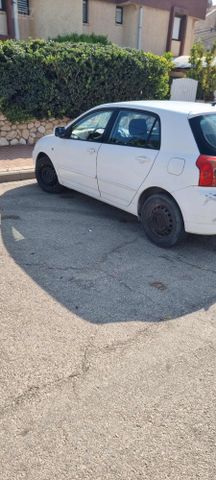 טויוטה קורולה
