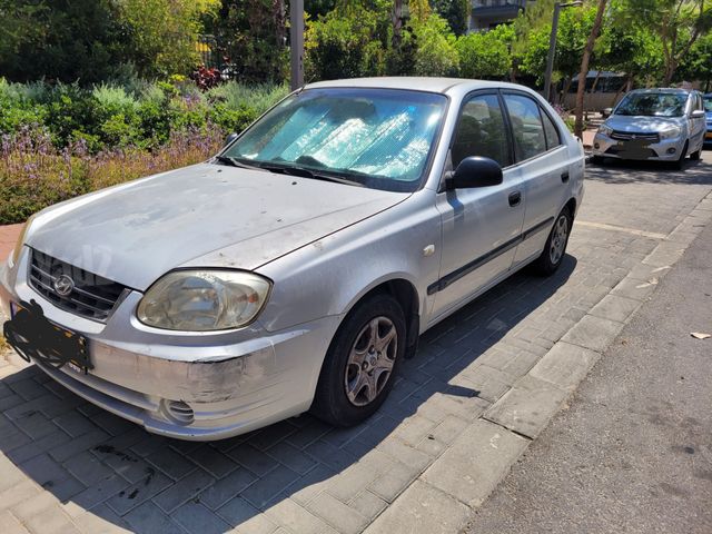 יונדאי אקסנט i25