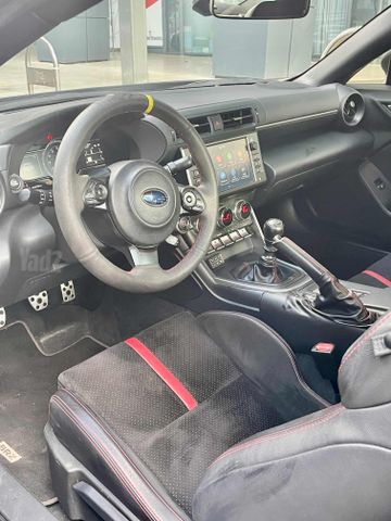 סובארו BRZ