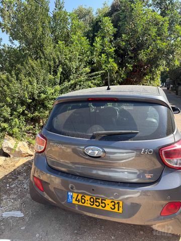 יונדאי i10