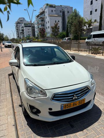 מודעת רכב מיצובישי אטראז'