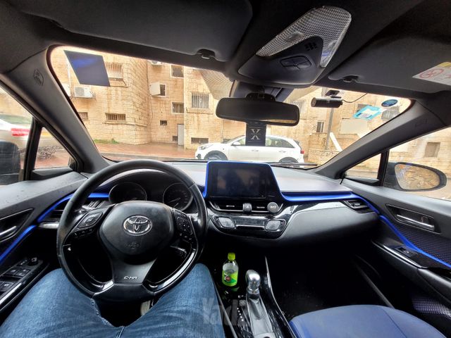 טויוטה C-HR