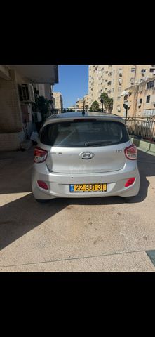 יונדאי i10