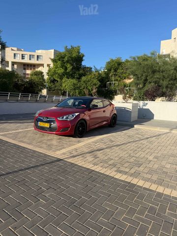 יונדאי ולוסטר