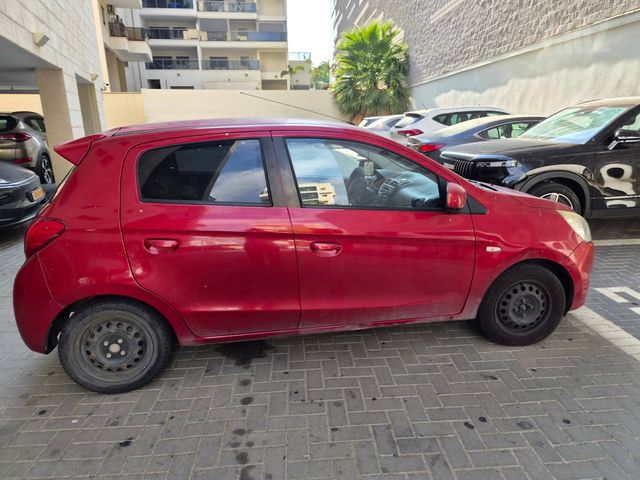 מיצובישי ספייס סטאר