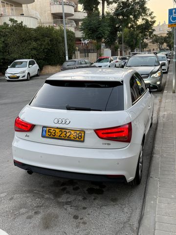 אאודי A1
