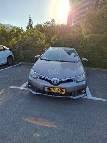 טויוטה אוריס