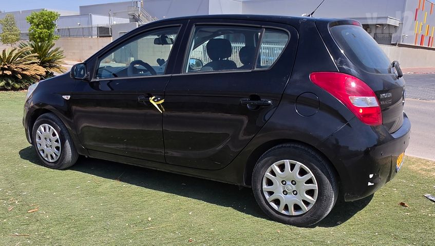 יונדאי i20