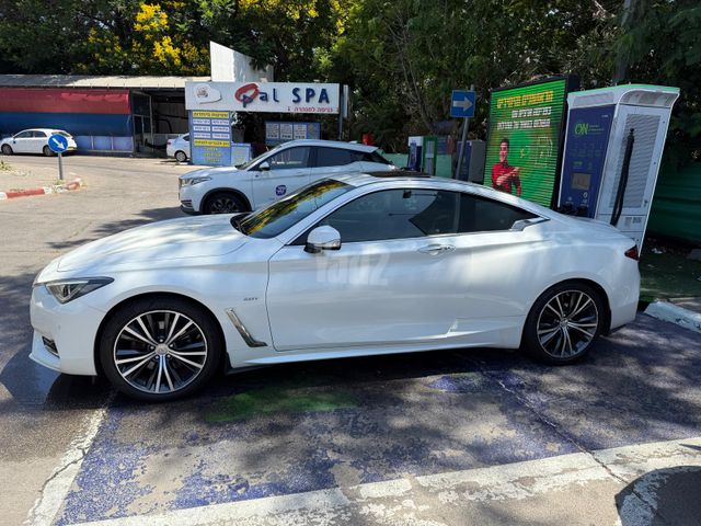 אינפיניטי Q60