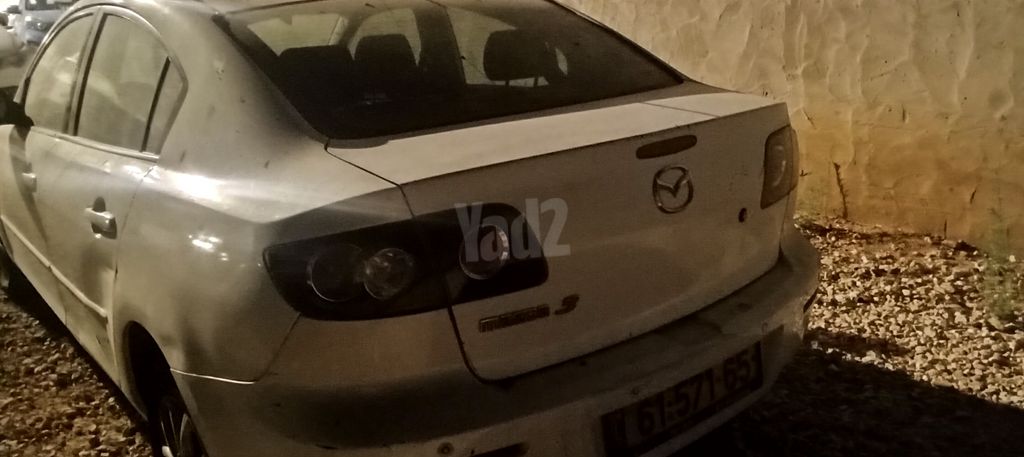 מודעת רכב מאזדה 3