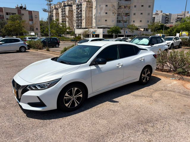 ניסאן סנטרה