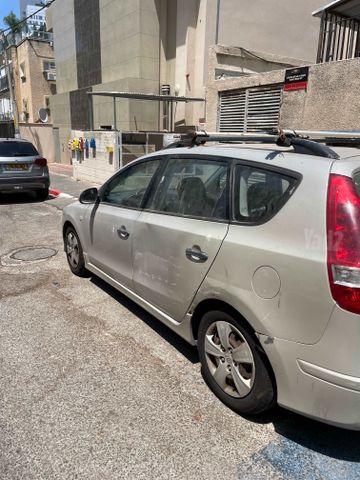 יונדאי i30
