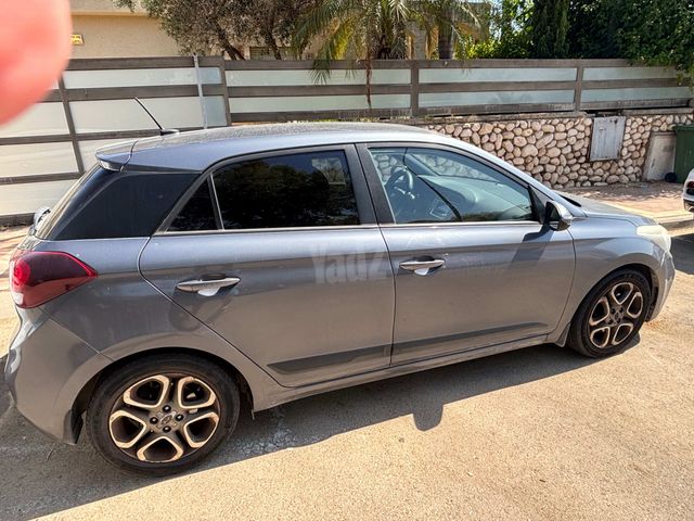 יונדאי i20