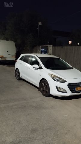 יונדאי i30