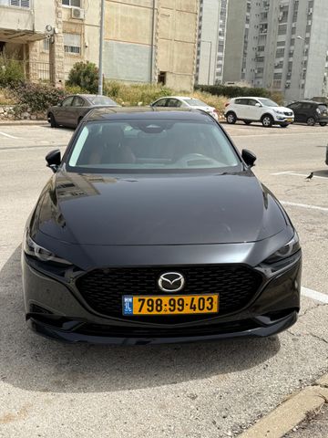 מודעת רכב מאזדה 3