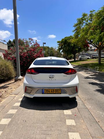 יונדאי איוניק