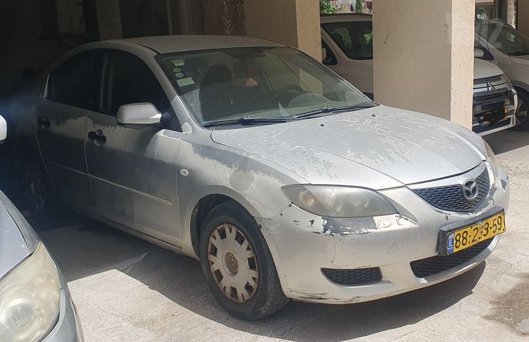 מודעת רכב מאזדה 3