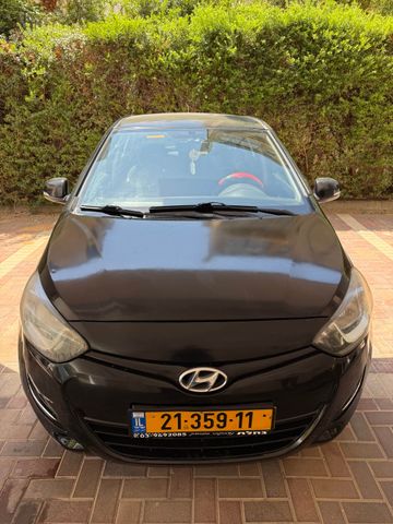 יונדאי i20