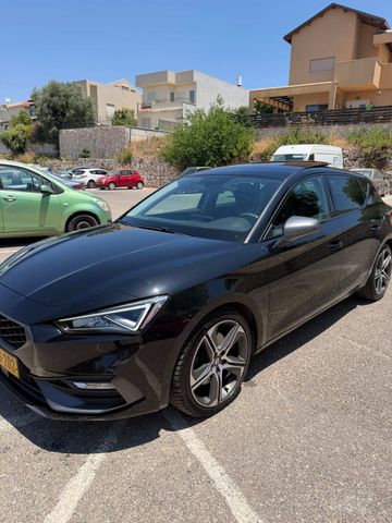 מודעת רכב סיאט לאון