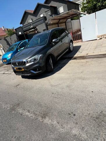 סוזוקי קרוסאובר