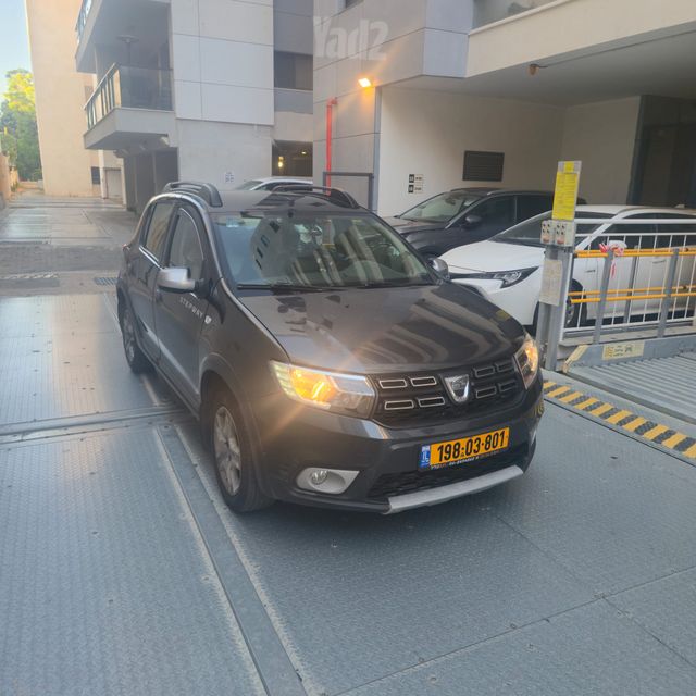 דאצ'יה סנדרו
