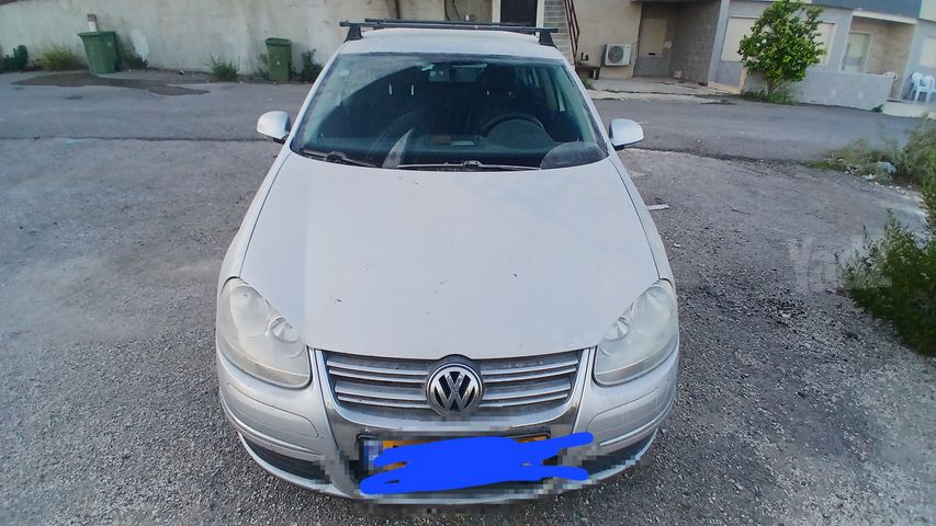 מודעת רכב פולקסווגן ג'טה